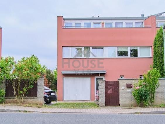 Prodej domu 230 m2