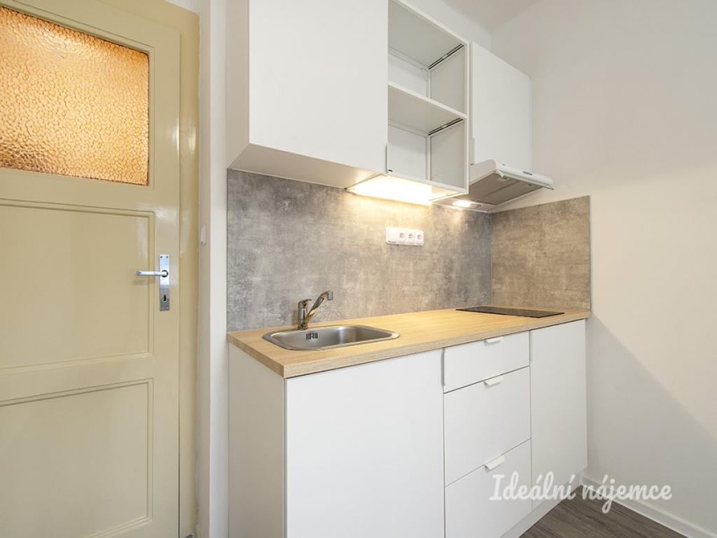 Pronájem bytu 1+kk 23 m2