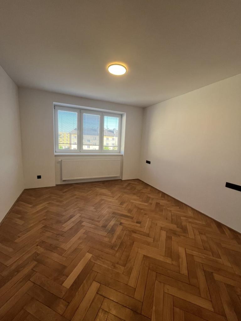 Pronájem bytu 3+kk 64 m2