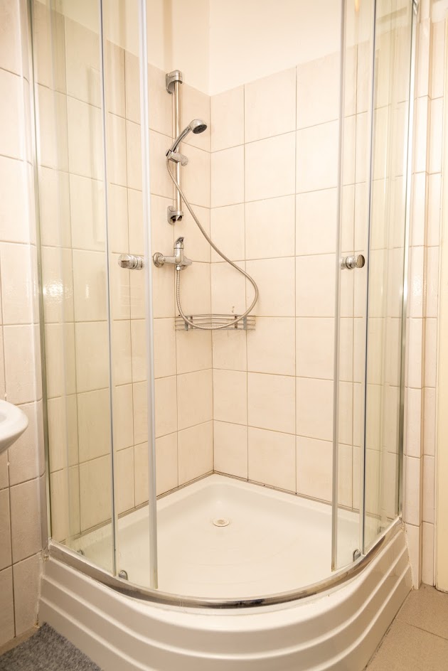 Pronajem bytu celý pokoj 20 m2