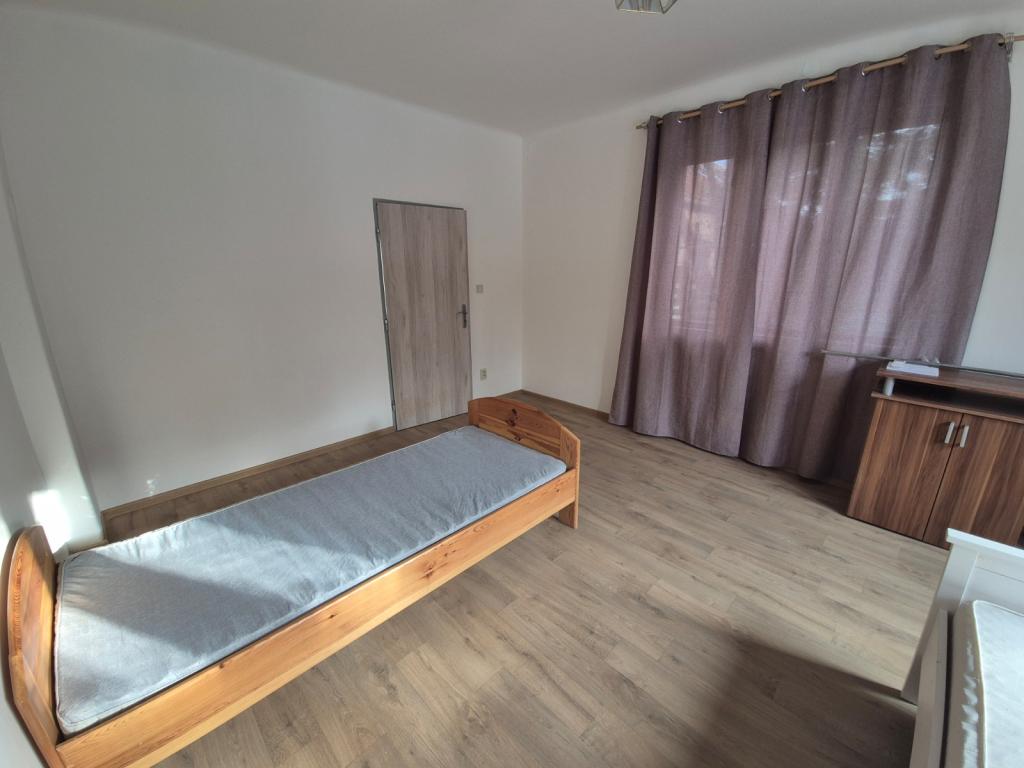 Pronájem bytu 1+1 35 m2