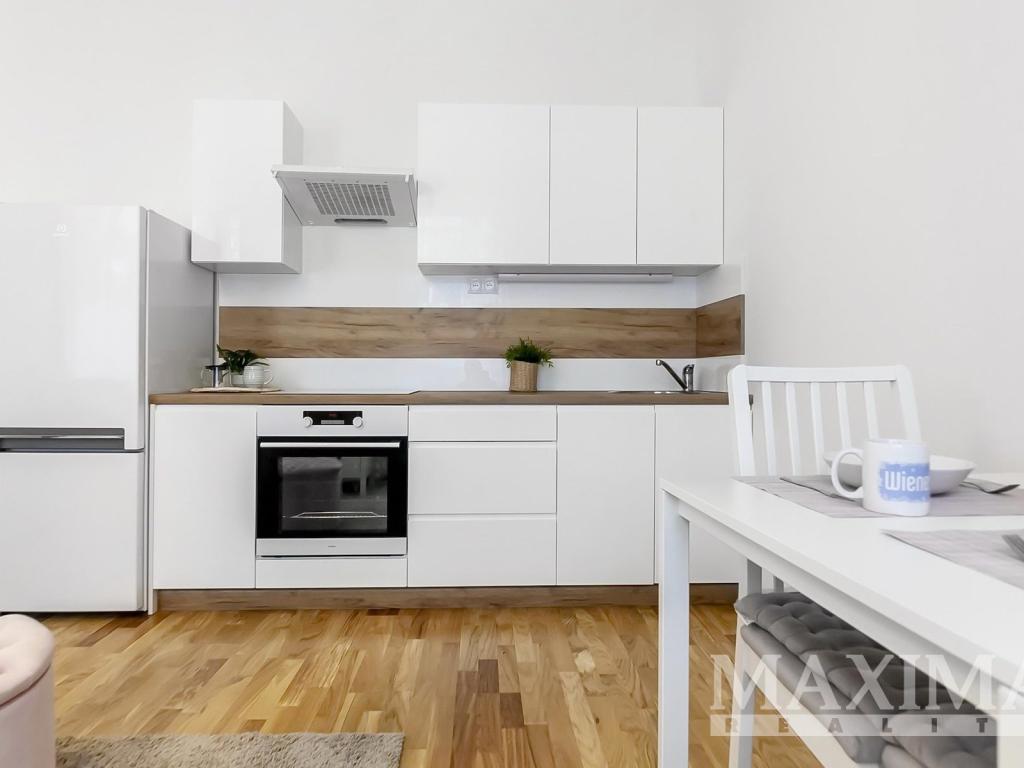 Pronájem bytu 1+kk 25 m2