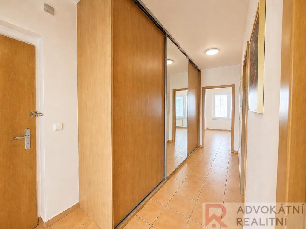 Pronájem bytu 2+kk 60 m2