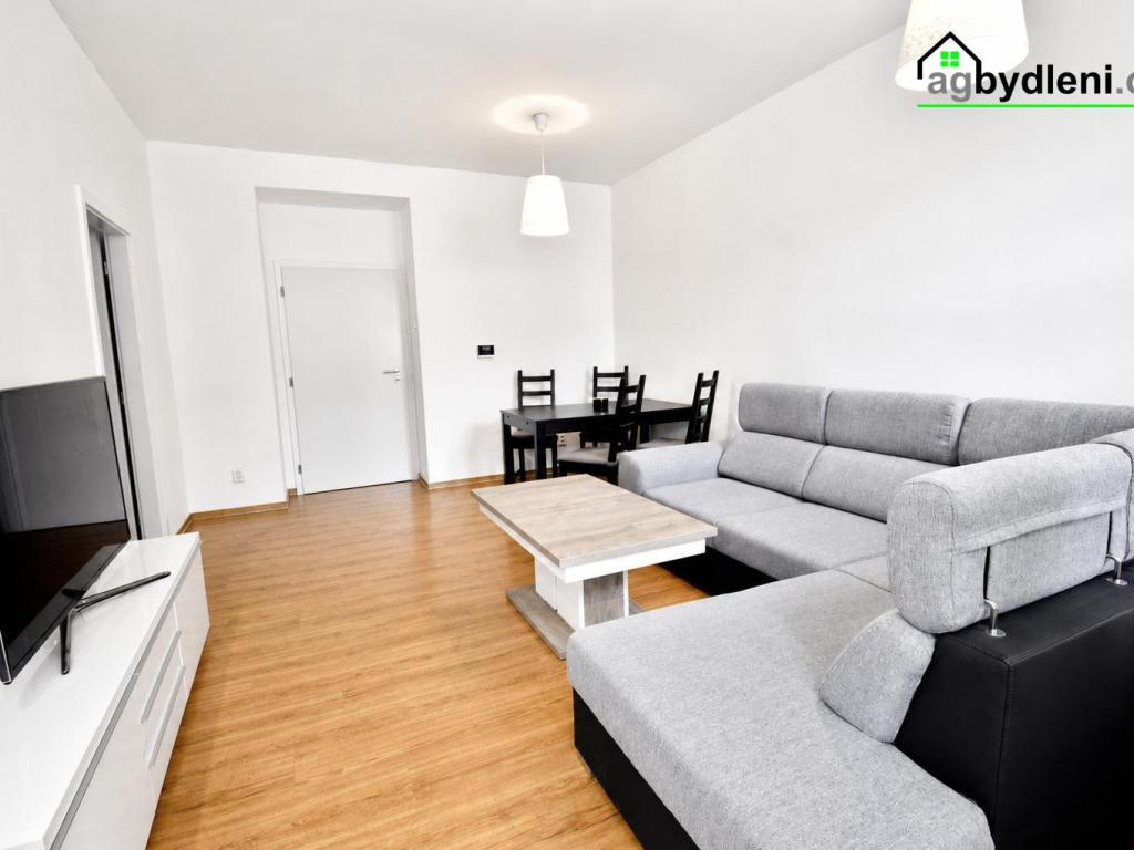 Pronájem bytu 2+kk 44 m2