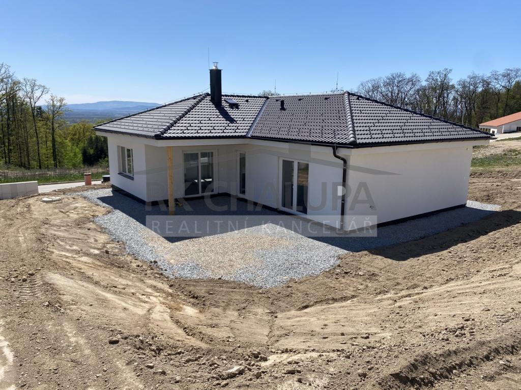 Prodej domu 104 m2, Hosín – náhled fotky 14