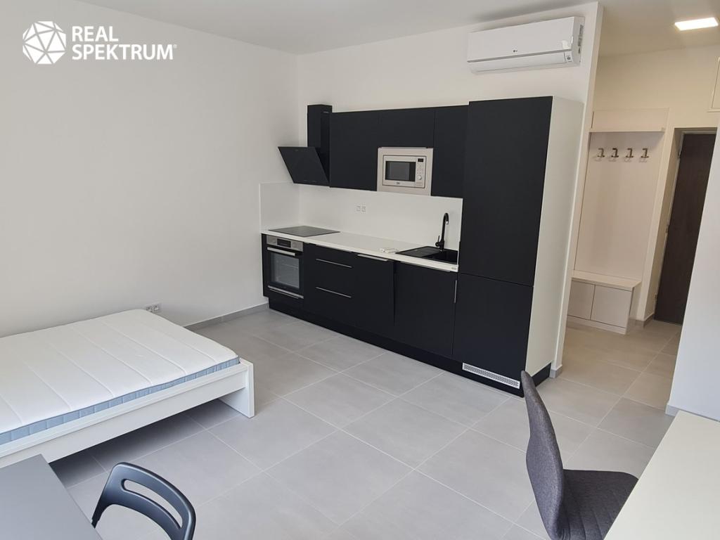 Pronájem bytu 1+kk 32 m2
