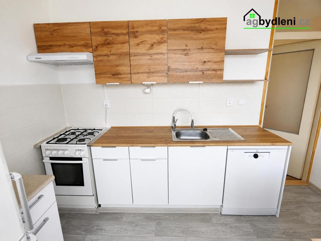 Pronájem bytu 4+1 80 m2
