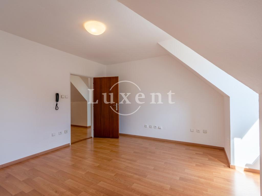 Pronájem domu 417 m2, Praha – náhled fotky 14