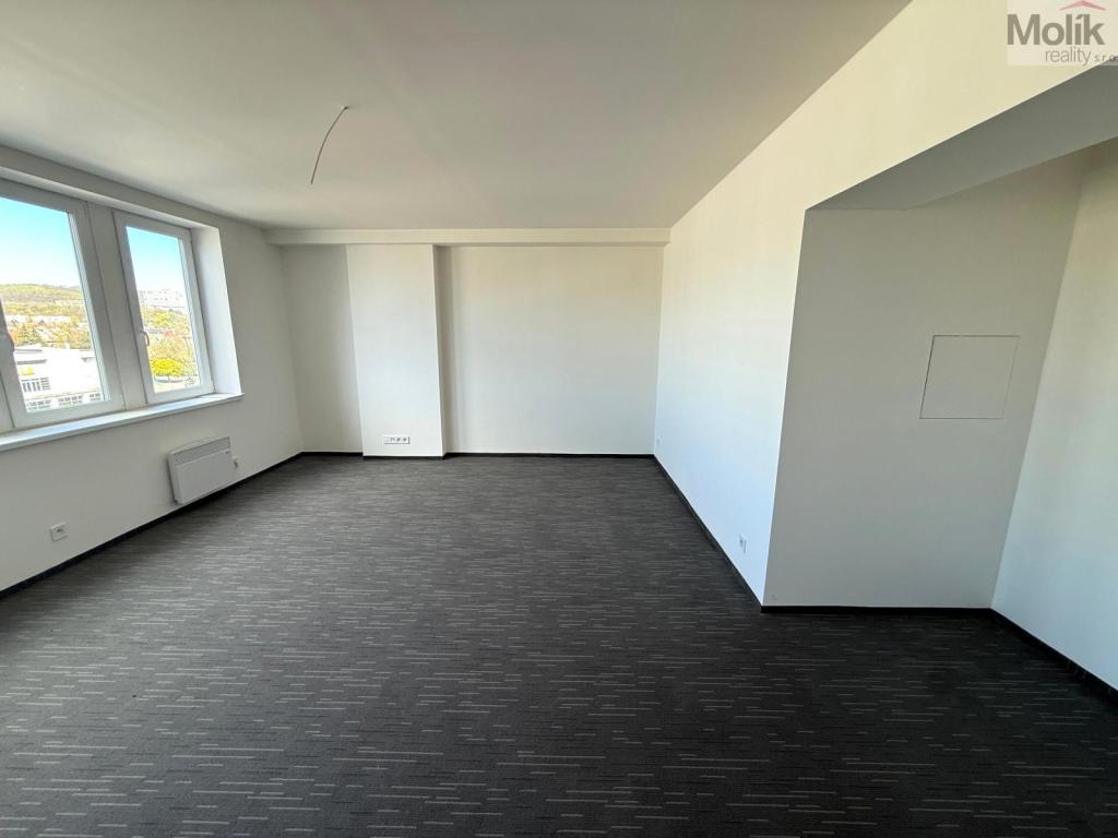 Pronájem bytu 1+kk 34 m2