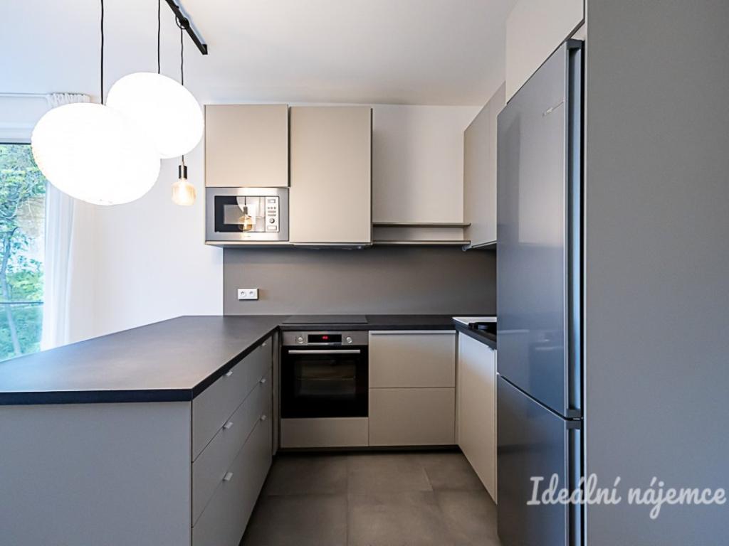 Pronájem bytu 2+kk 62 m2