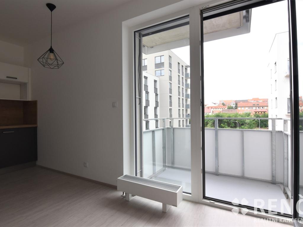 Pronájem bytu 1+kk 42 m2