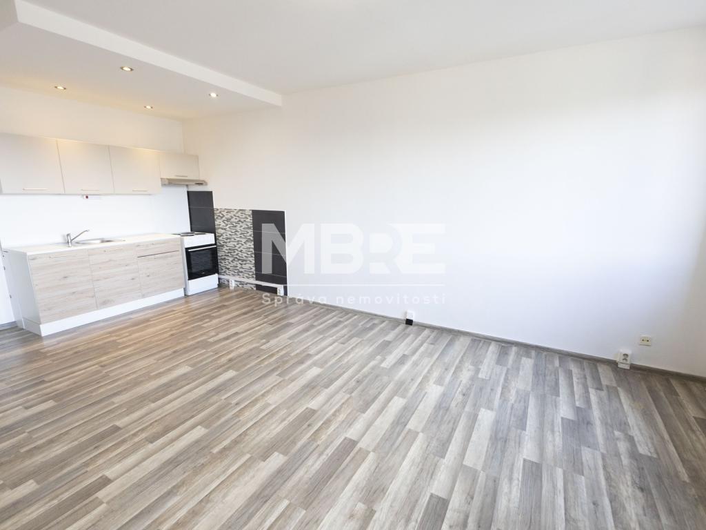 Pronájem bytu 1+kk 32 m2