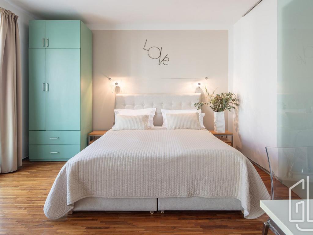 Pronájem bytu 1+kk 30 m2