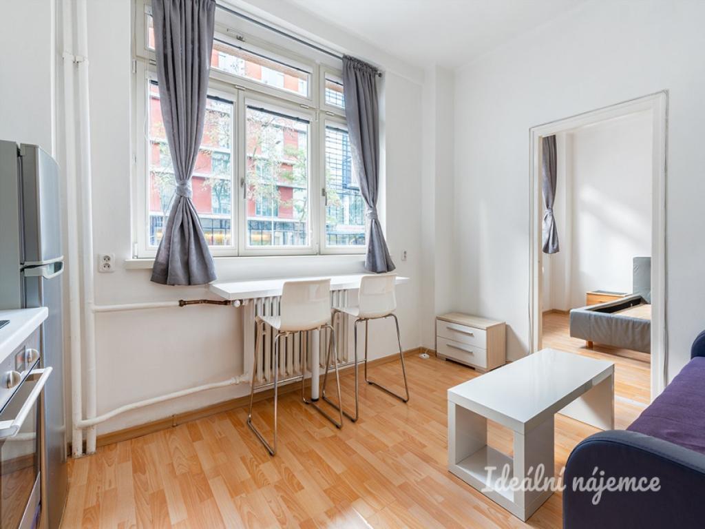 Pronájem bytu 2+kk 32 m2