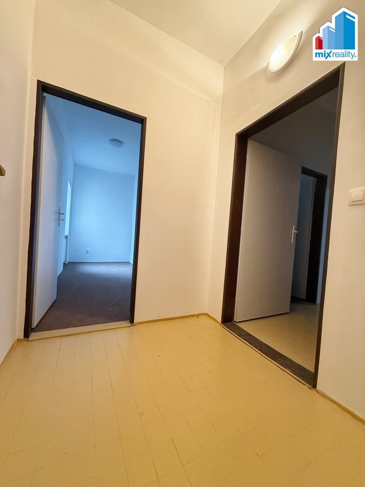 Pronájem bytu 2+1 48 m2, Strašice – náhled fotky 8