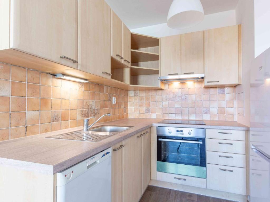 Pronájem bytu 2+kk 42 m2