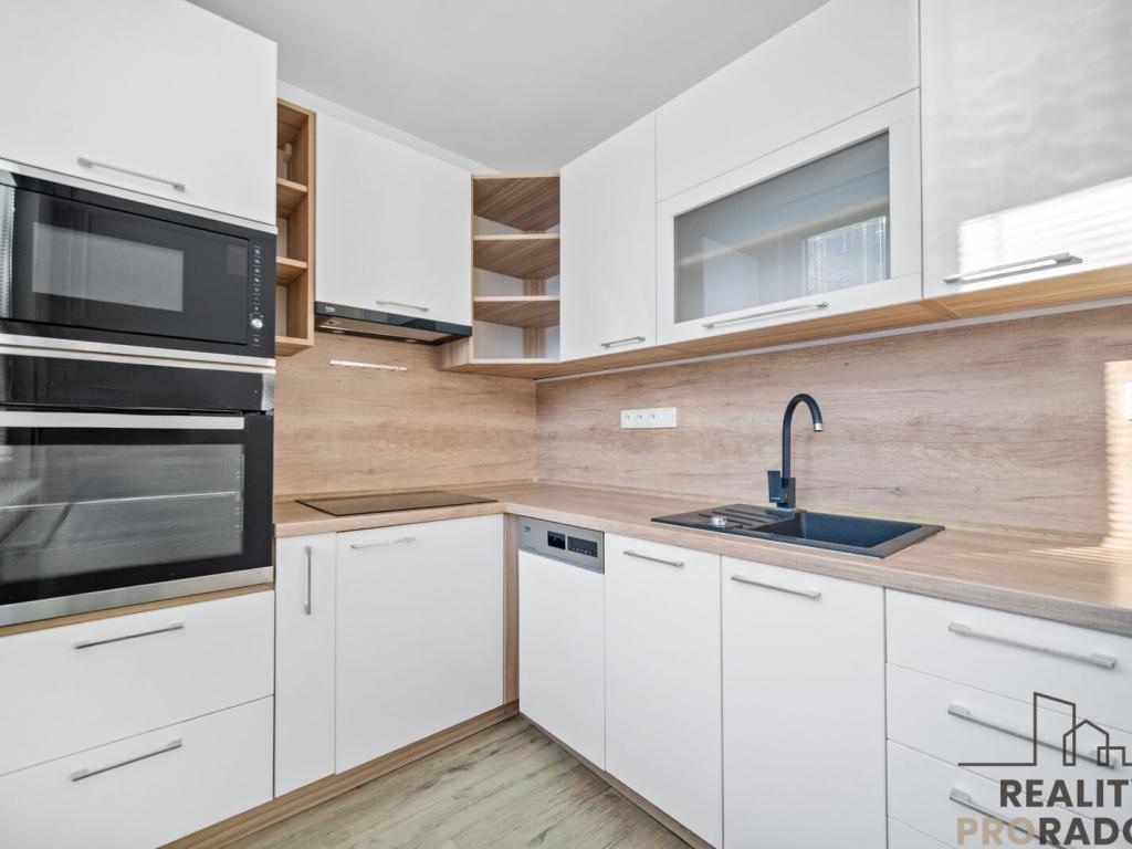 Pronájem bytu 1+1 35 m2