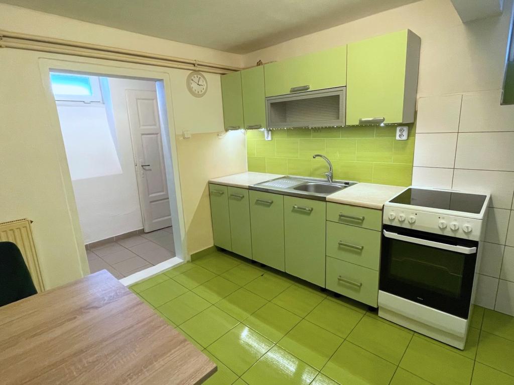 Pronájem bytu 1+1 50 m2