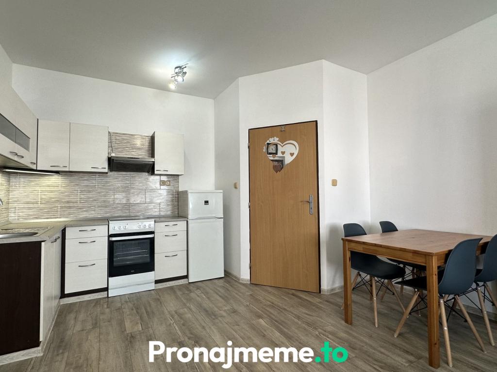 Pronájem bytu 2+kk 36 m² – pohled 4