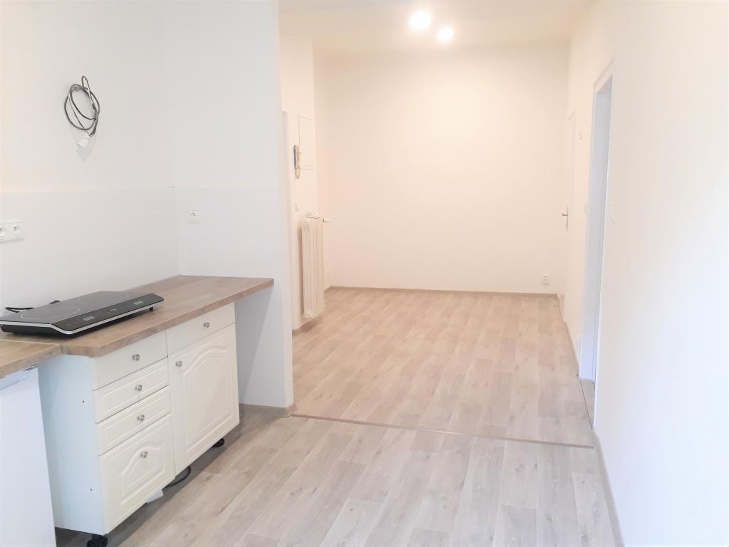 Pronajem bytu 2+kk 42 m2