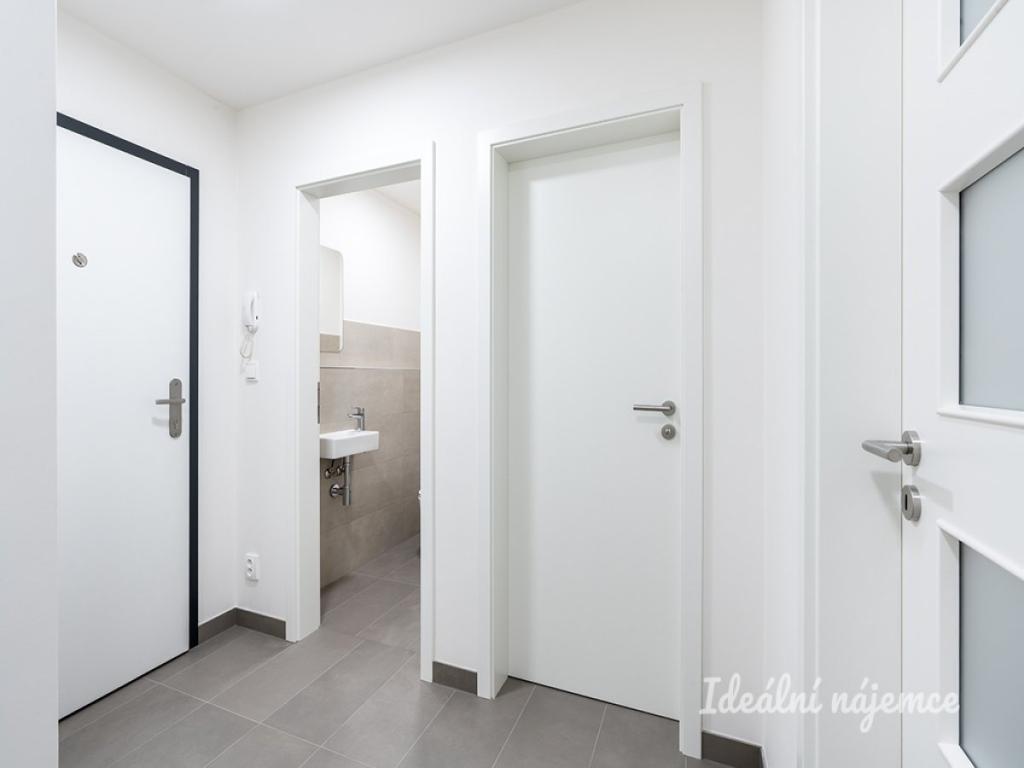 Pronájem bytu 3+kk 64 m2