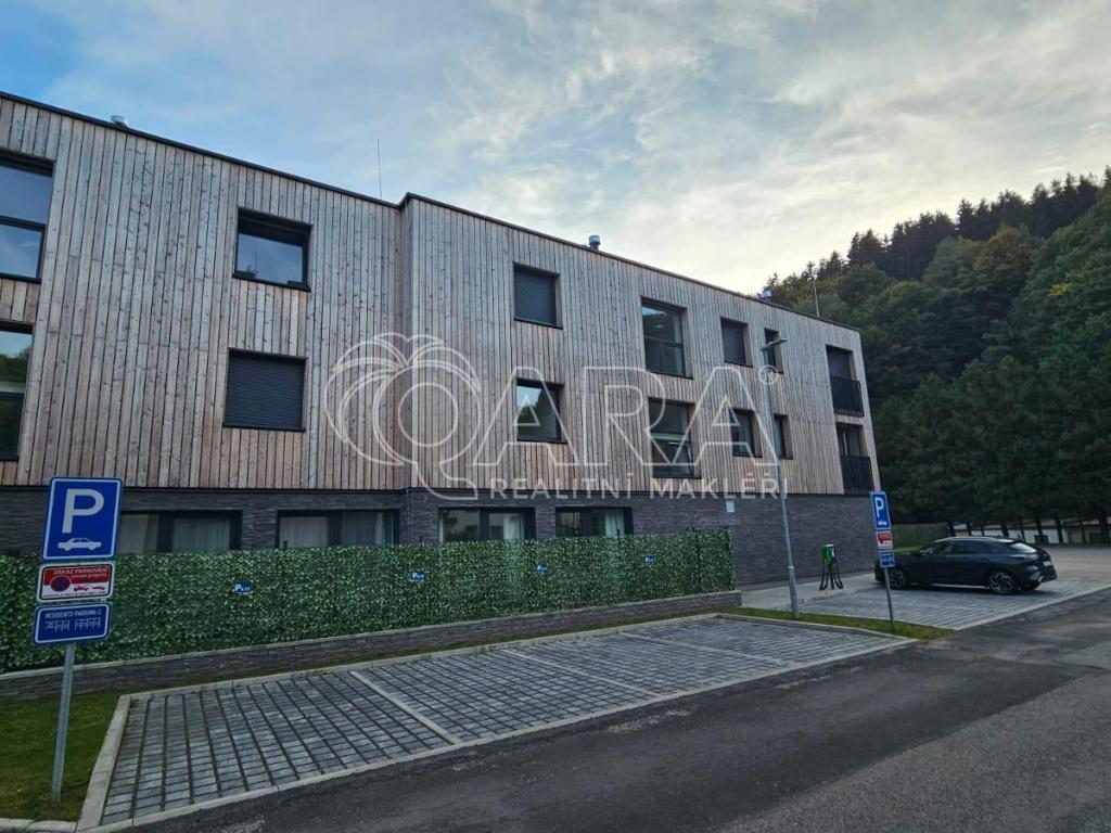 Pronájem bytu 3+kk 72 m2