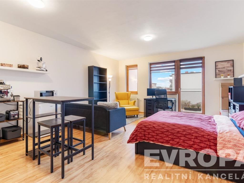 Pronájem bytu 1+kk 47 m2