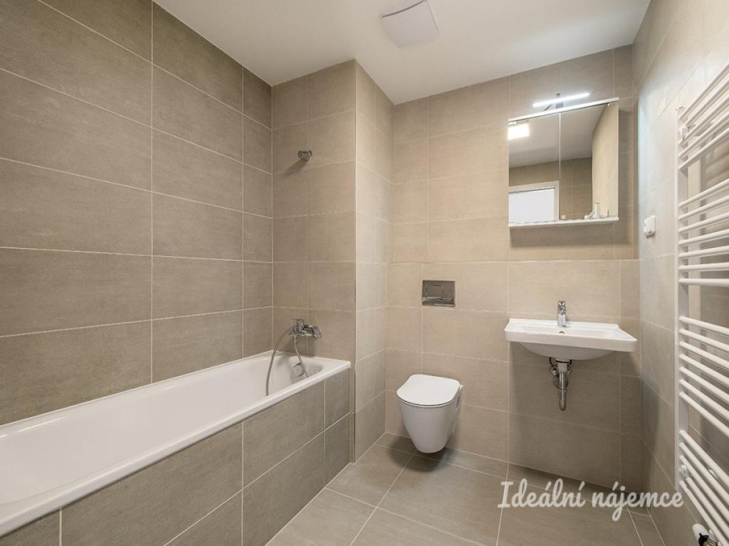 Pronájem bytu 4+kk 107 m2, Praha – náhled fotky 16