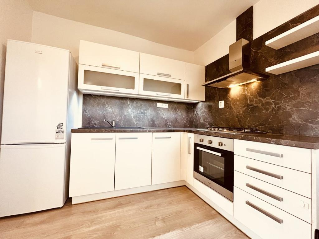 2-room apartment for rent · 54 m² · Ostrava — 561 €/mo
