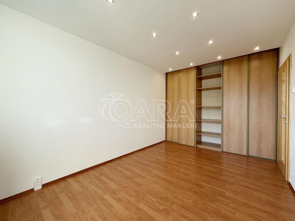 Pronájem bytu 3+kk 74 m2