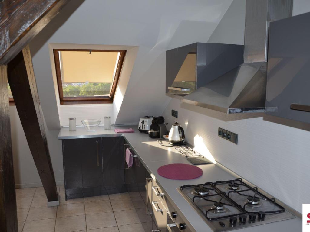 Pronájem bytu 3+kk 90 m2