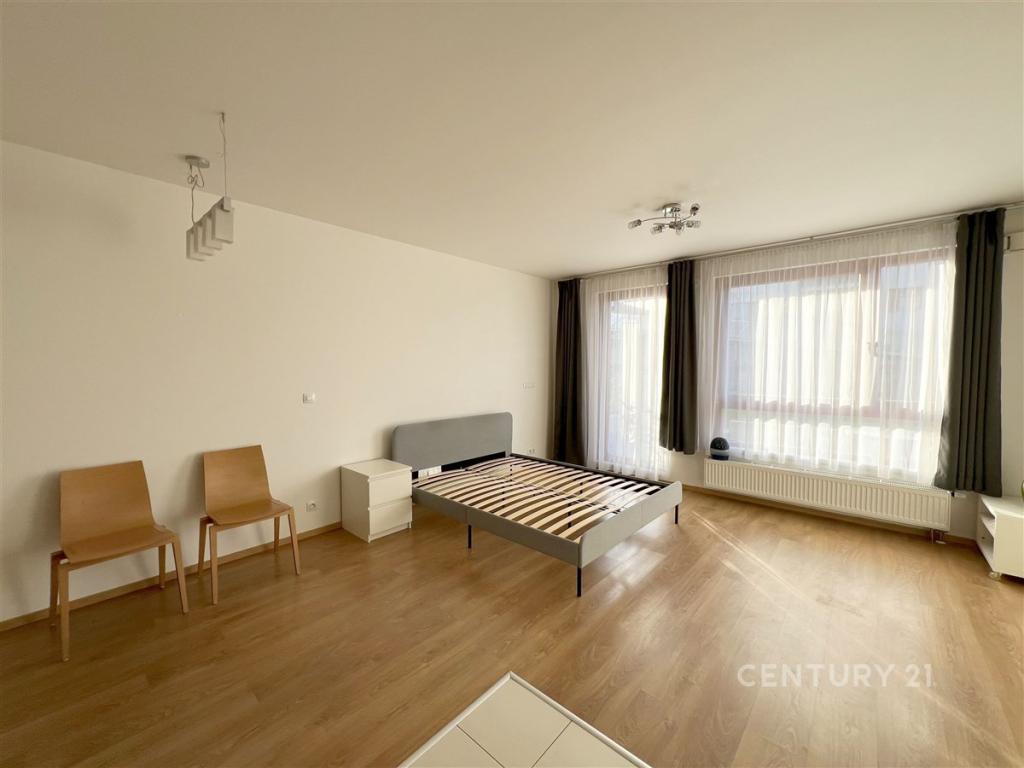 Pronájem bytu 1+kk 40 m2