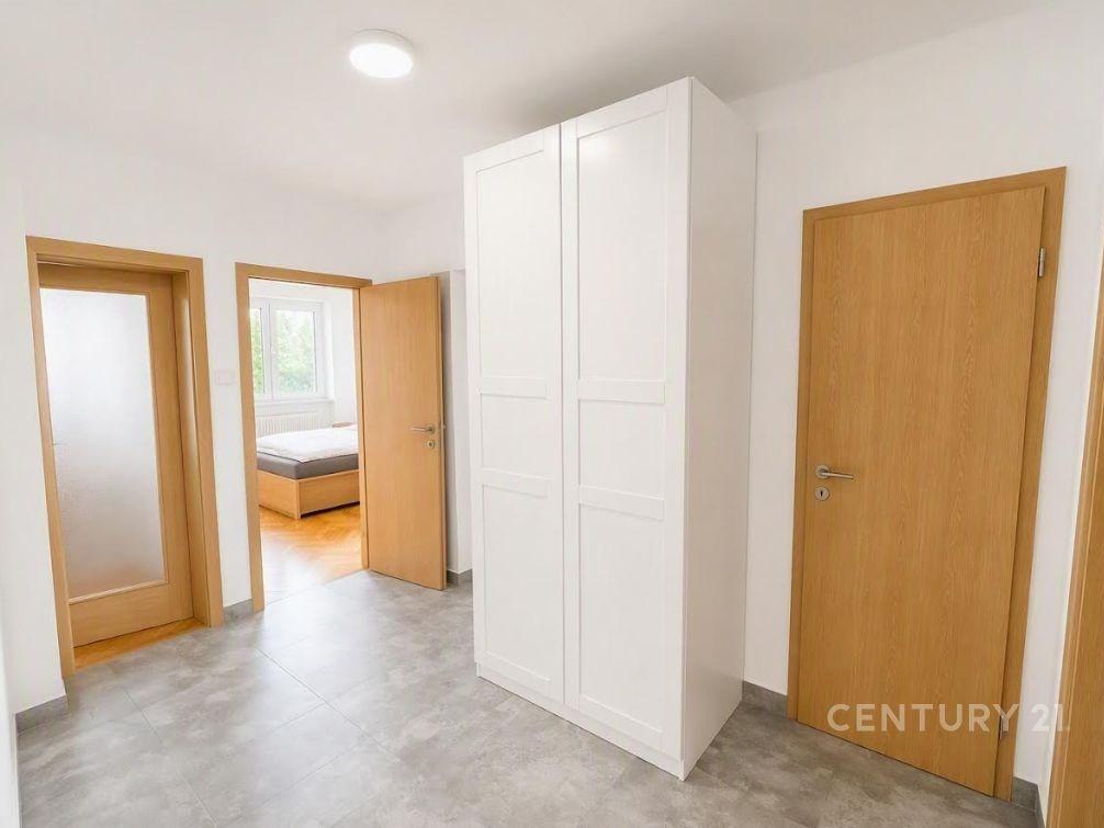 Pronájem bytu 3+kk 75 m2