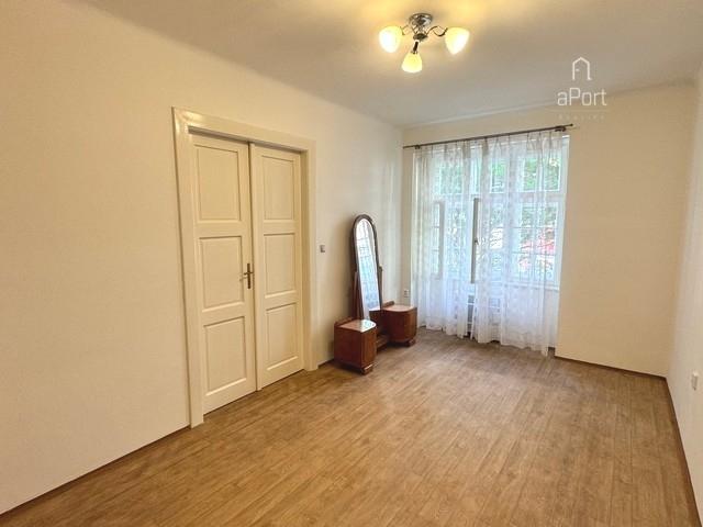 Pronájem bytu 2+1 69 m² – pohled 5
