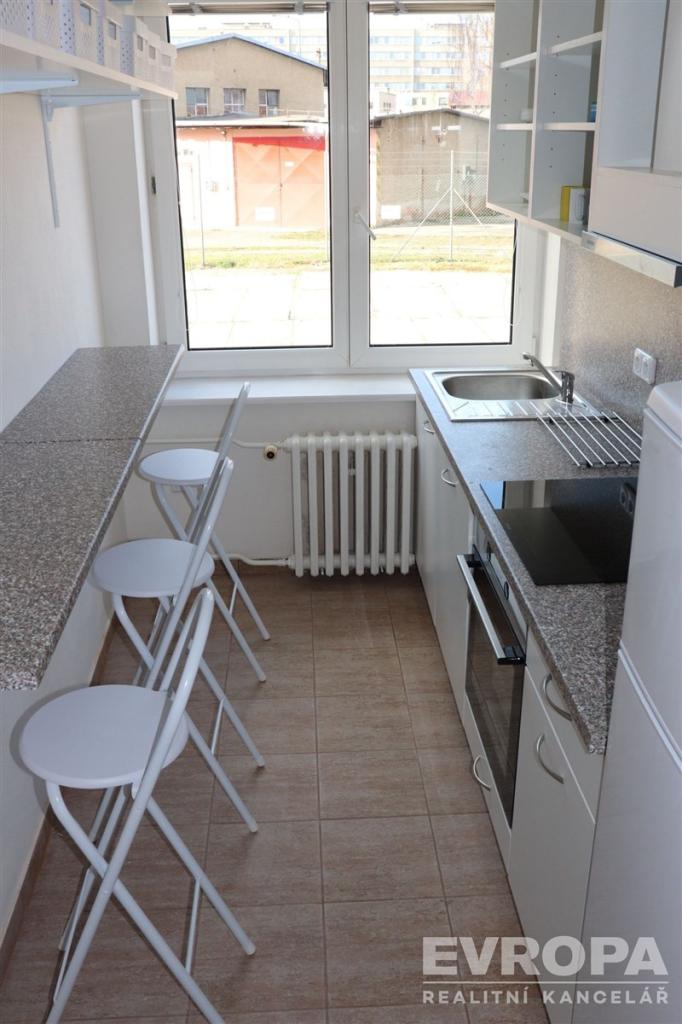 Pronájem bytu pokoj 12 m2