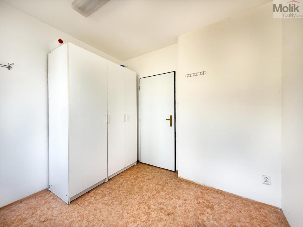 Prodej bytu 3+1 55 m2, Osek – náhled fotky 9