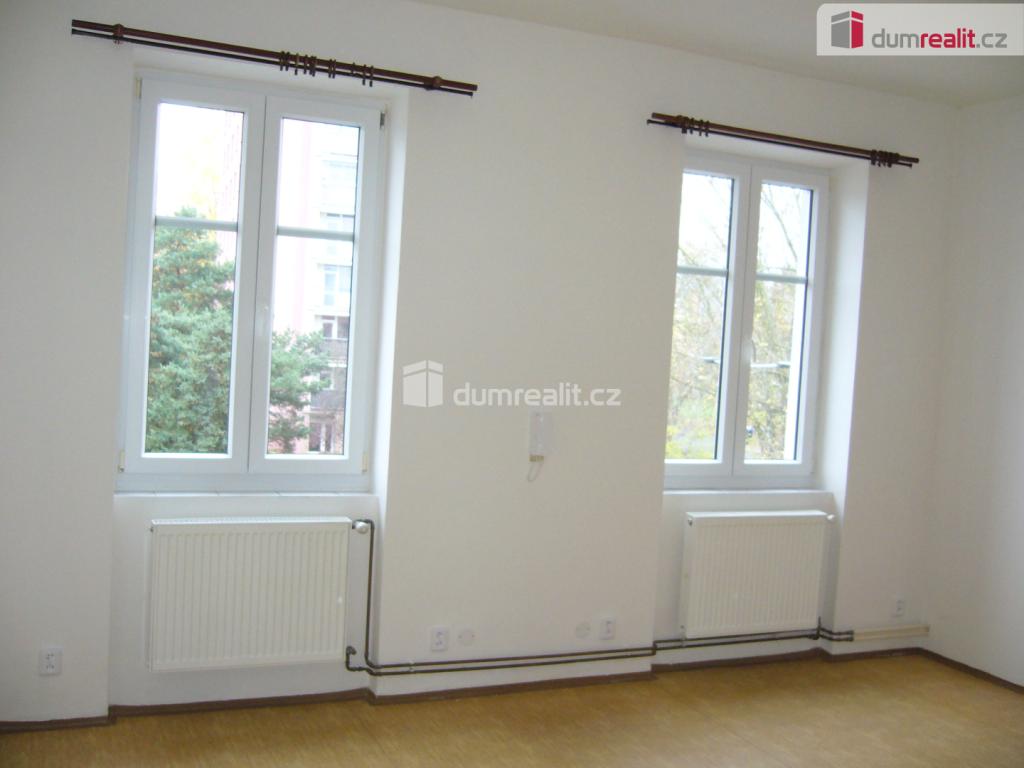 Pronájem bytu 1+kk 35 m2