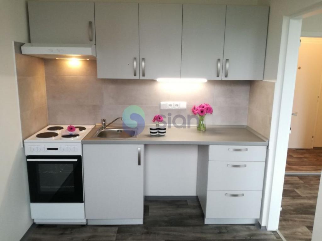 Pronájem 2+1, Ostrava - Jaromíra Matuška, 9300 Kč,