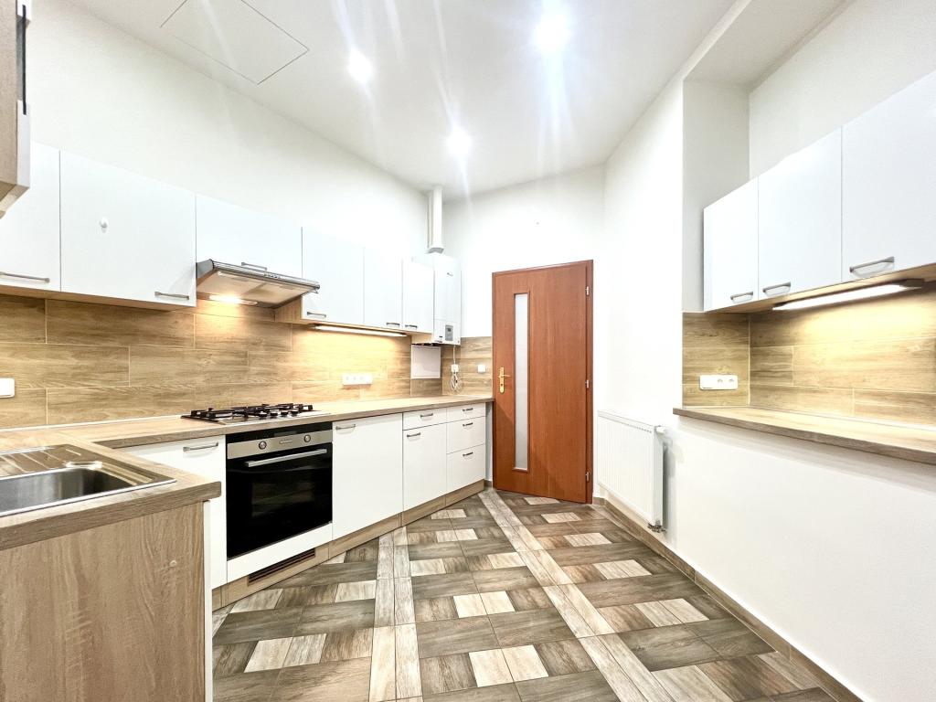 Pronájem bytu 2+1 62 m2
