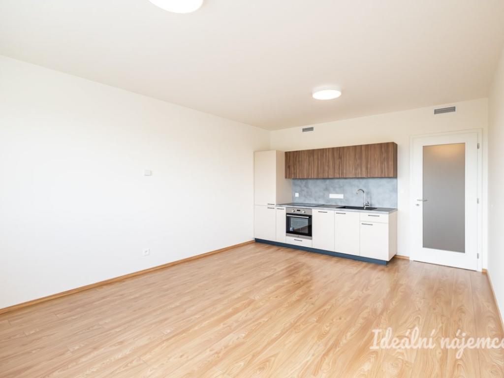 Pronájem bytu 1+kk 34 m2