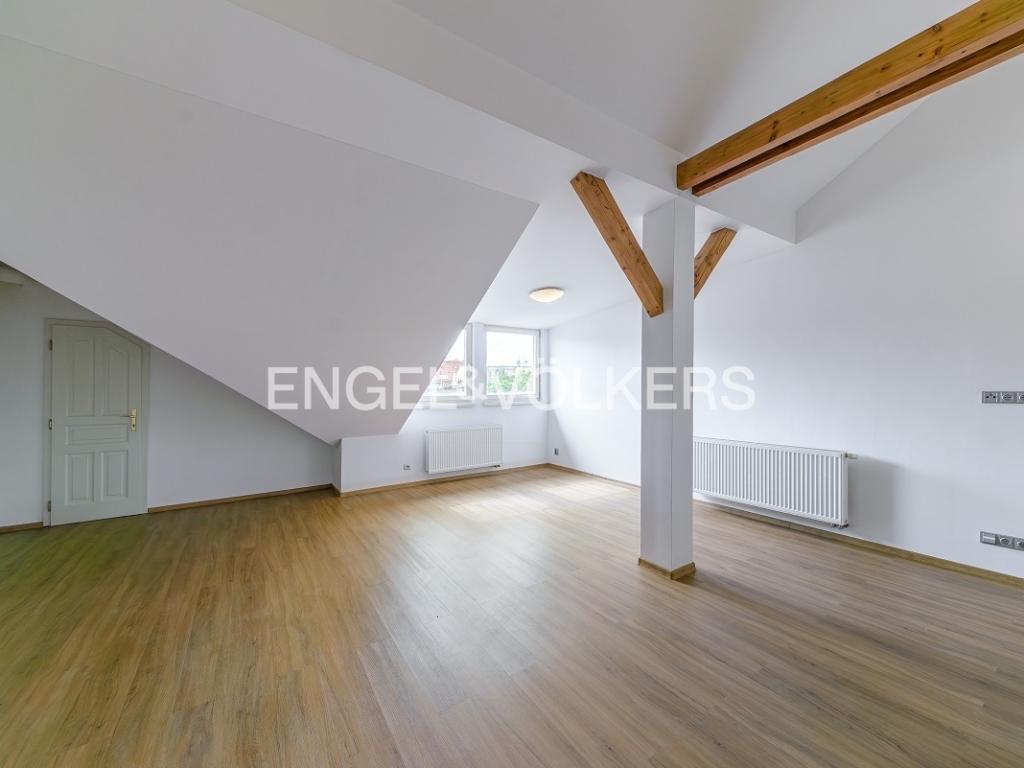 Pronájem bytu 4+1 194 m2