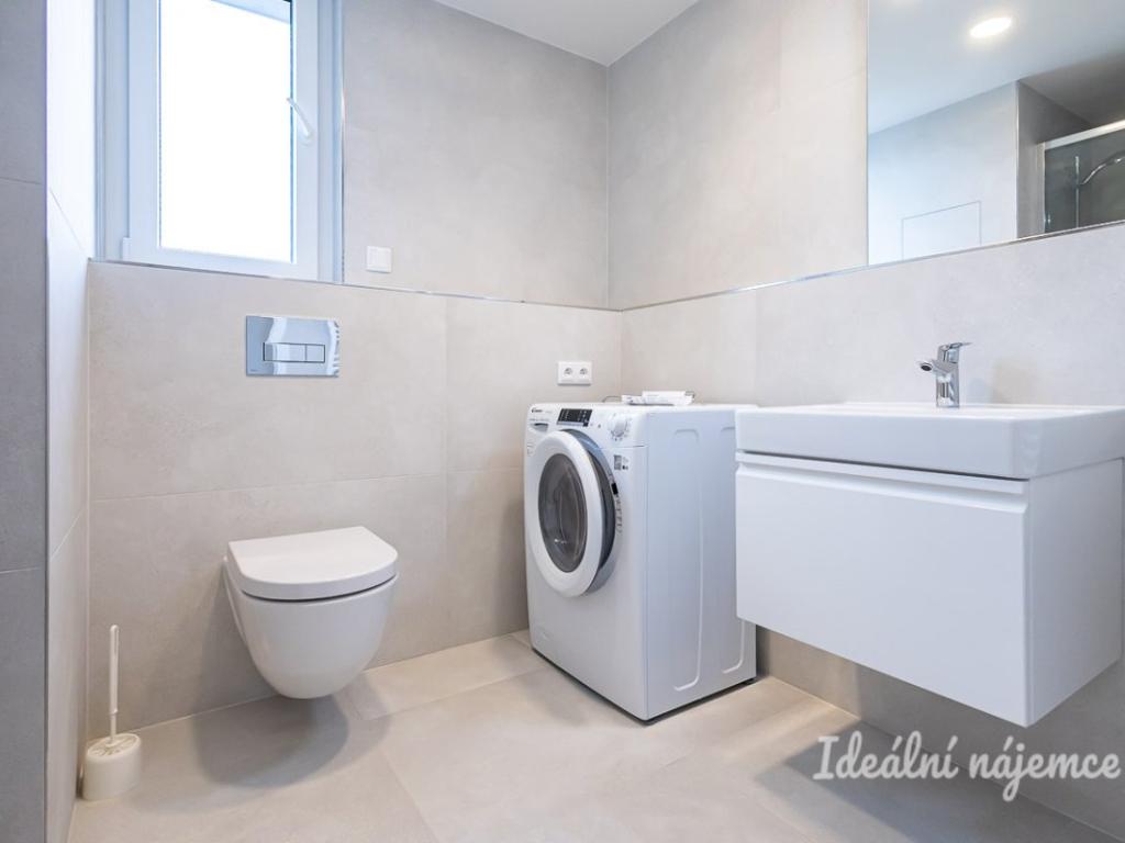 Pronájem bytu 1+kk 32 m2