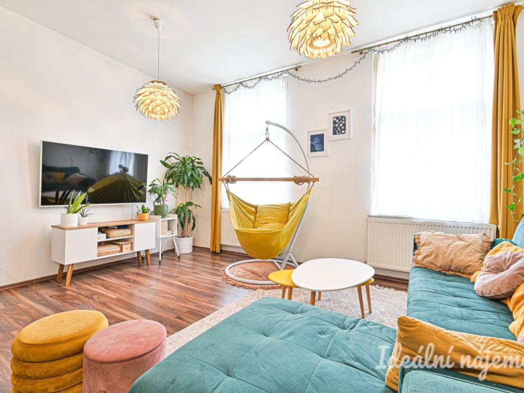 Pronájem bytu 2+kk 60 m2
