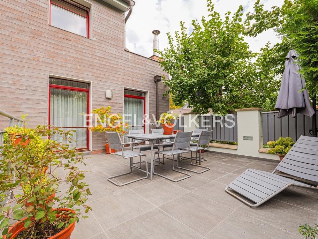 Pronájem domu 351 m2, Praha – náhled fotky 24
