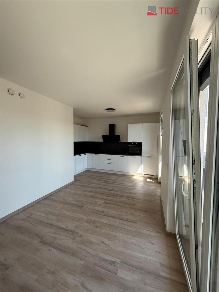 Pronájem bytu 1+kk 40 m2
