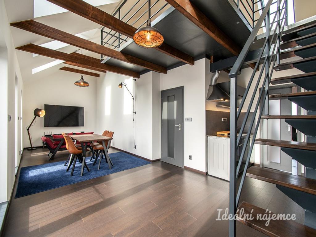 Pronájem bytu 2+kk 60 m2