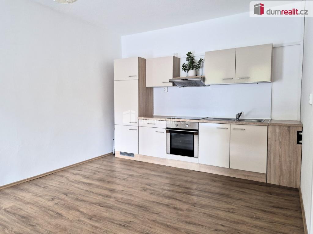 Pronájem bytu 2+kk 44 m2, Velešín – náhled fotky 2