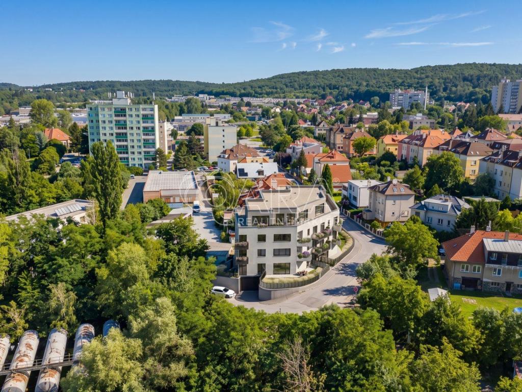 Prodej bytu 2+kk 58 m2, Praha – náhled fotky 8