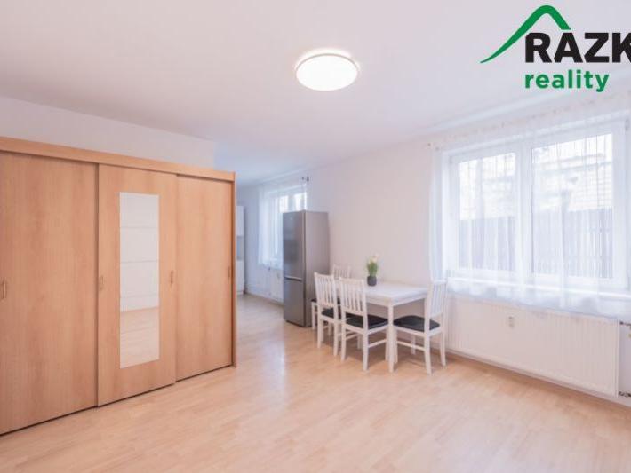 Pronájem bytu 1+kk 30 m2