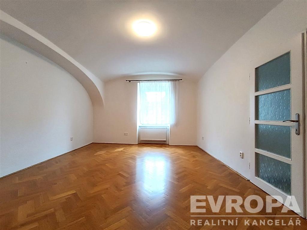 Pronájem bytu 2+kk 63 m2